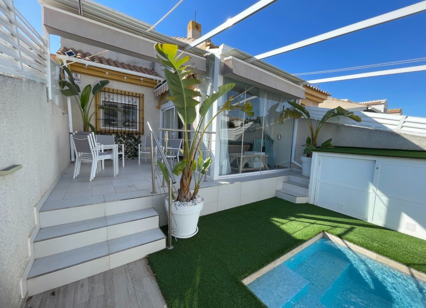 Resale - Townhouse / Terraced House - Torre de la Horadada
