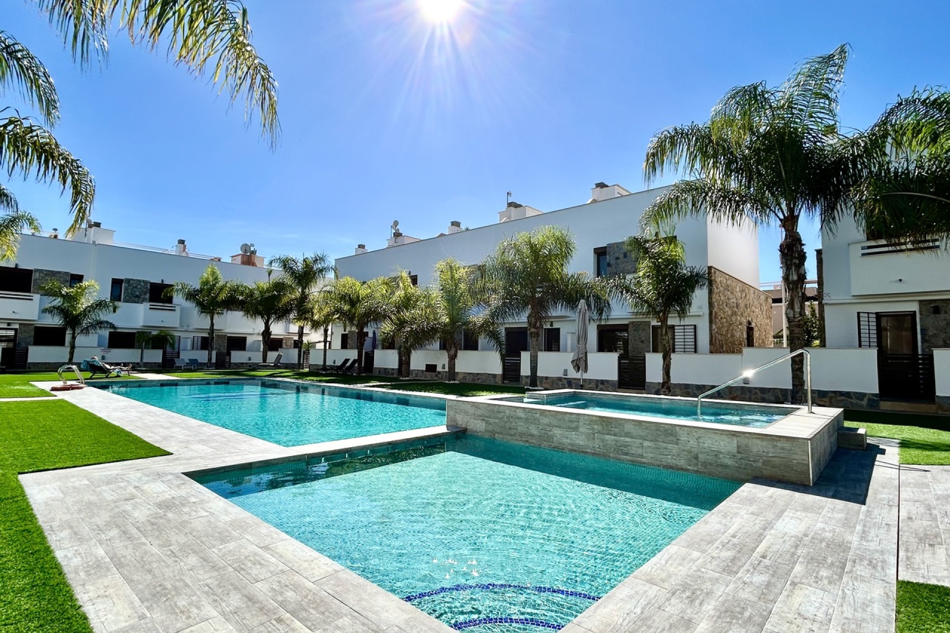 Resale - Townhouse / Terraced House - Torre de la Horadada