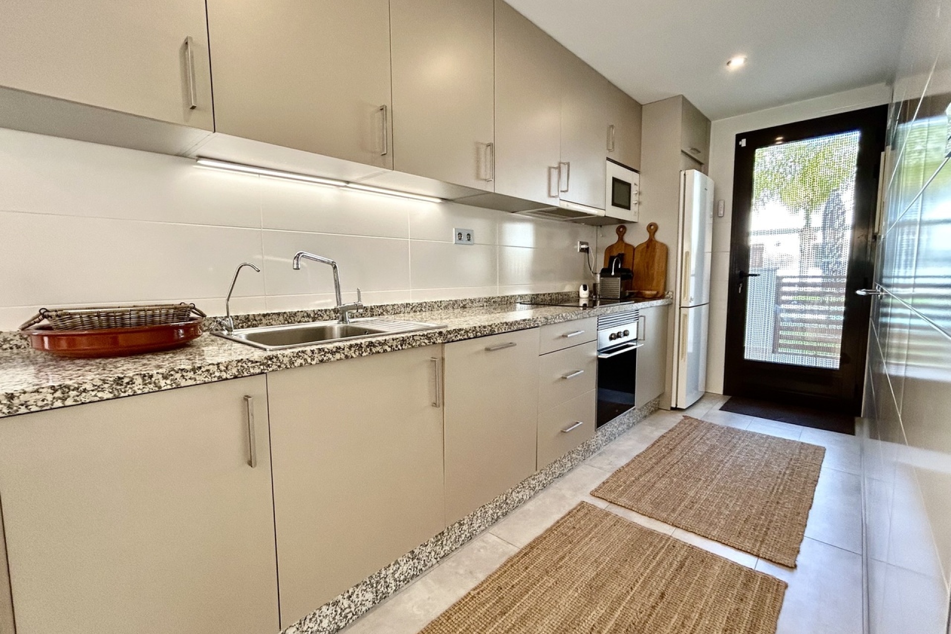 Resale - Townhouse / Terraced House - Torre de la Horadada