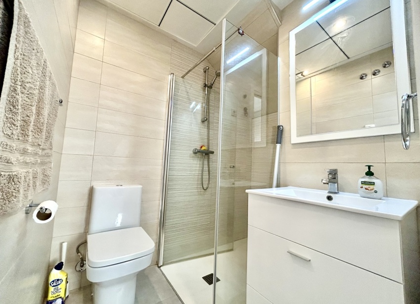 Resale - Townhouse / Terraced House - Torre de la Horadada