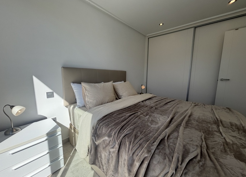 Resale - Townhouse / Terraced House - Torre de la Horadada