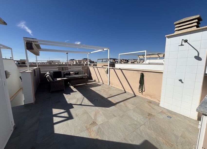 Resale - Townhouse / Terraced House - Torre de la Horadada