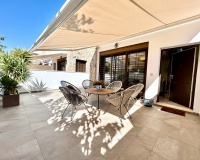 Resale - Townhouse / Terraced House - Torre de la Horadada