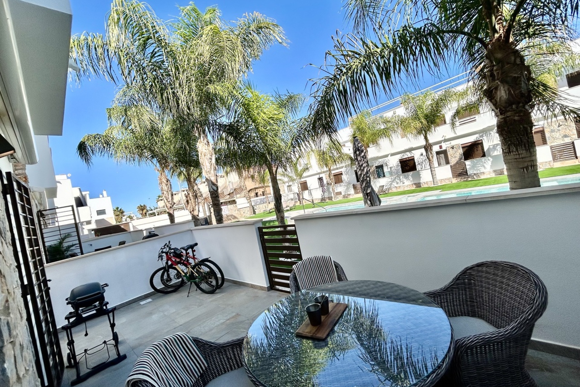 Resale - Townhouse / Terraced House - Torre de la Horadada