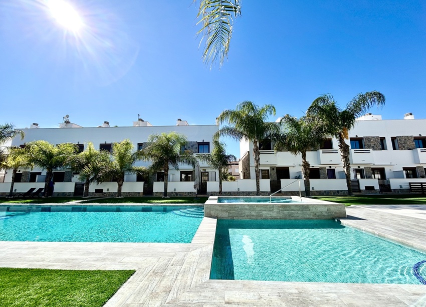 Resale - Townhouse / Terraced House - Torre de la Horadada