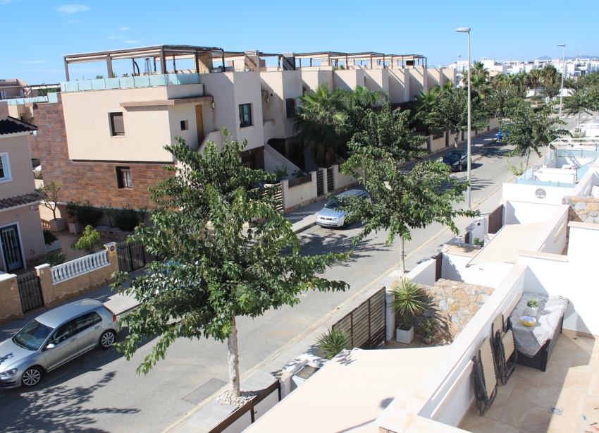 Resale - Townhouse / Terraced House - Torre de la Horadada