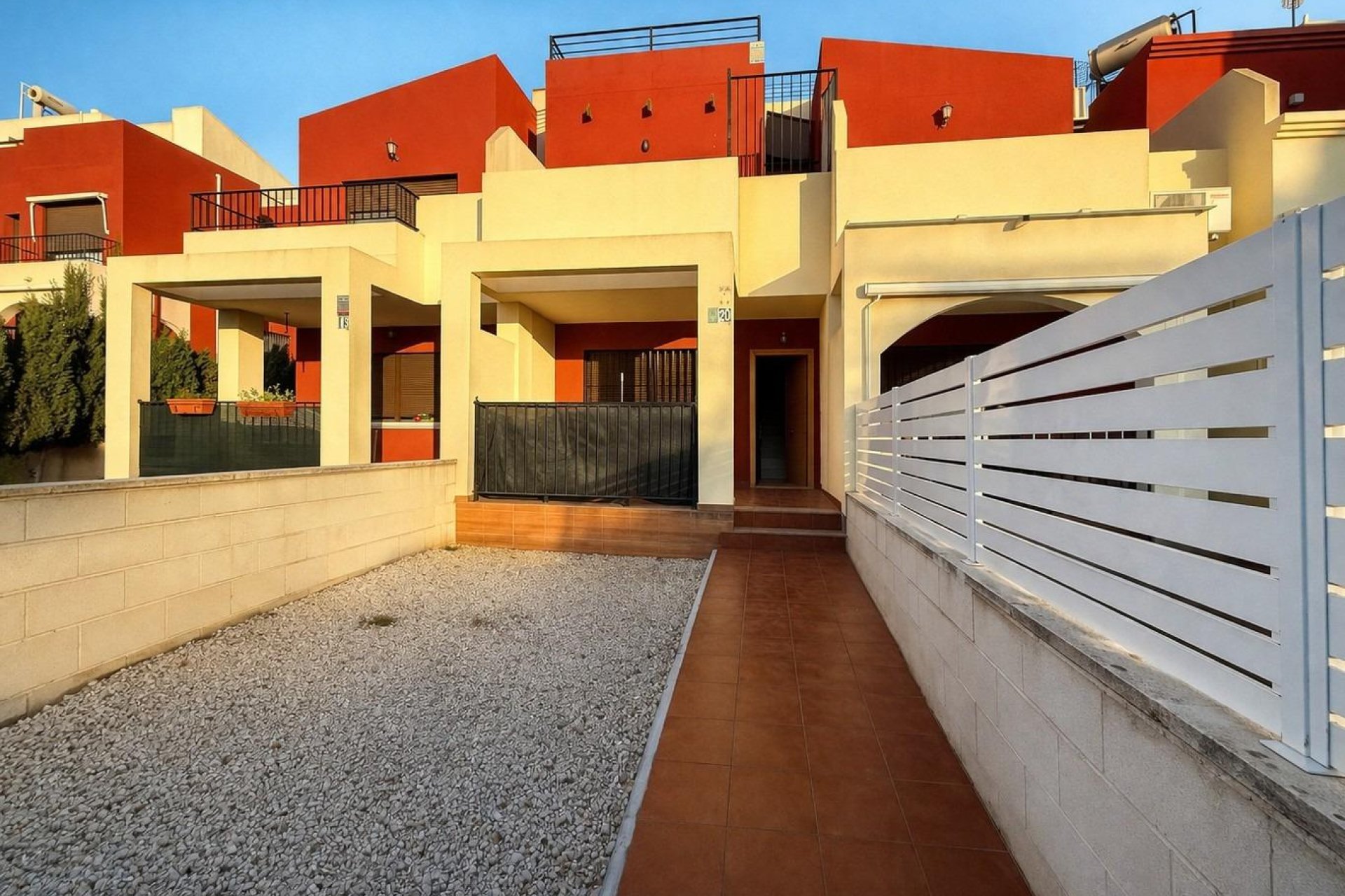 Resale - Townhouse / Terraced House - Torrevieja - Aguas Nuevas