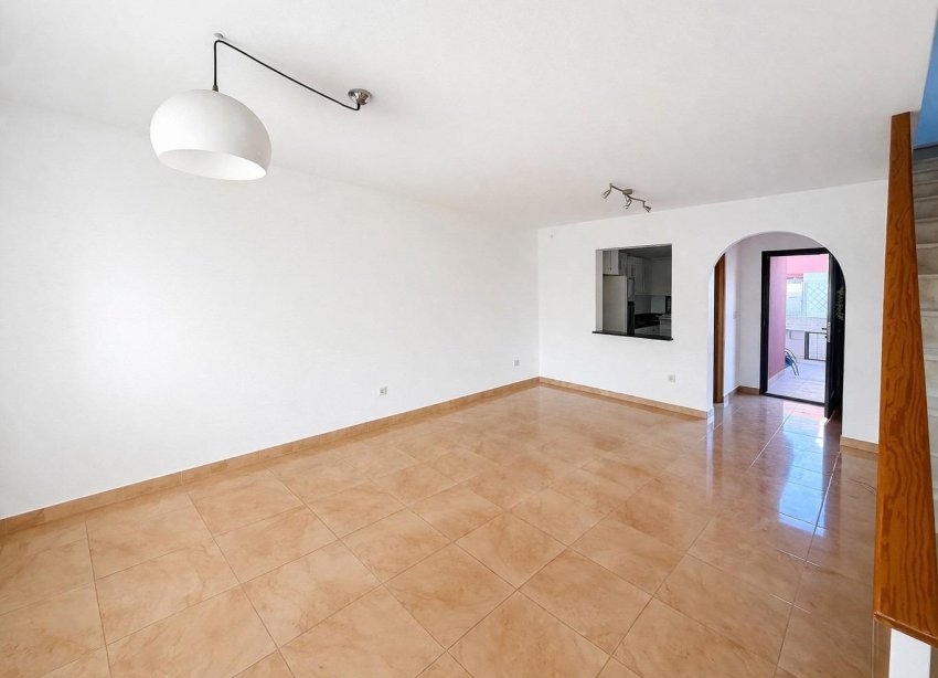 Resale - Townhouse / Terraced House - Torrevieja - Aguas Nuevas