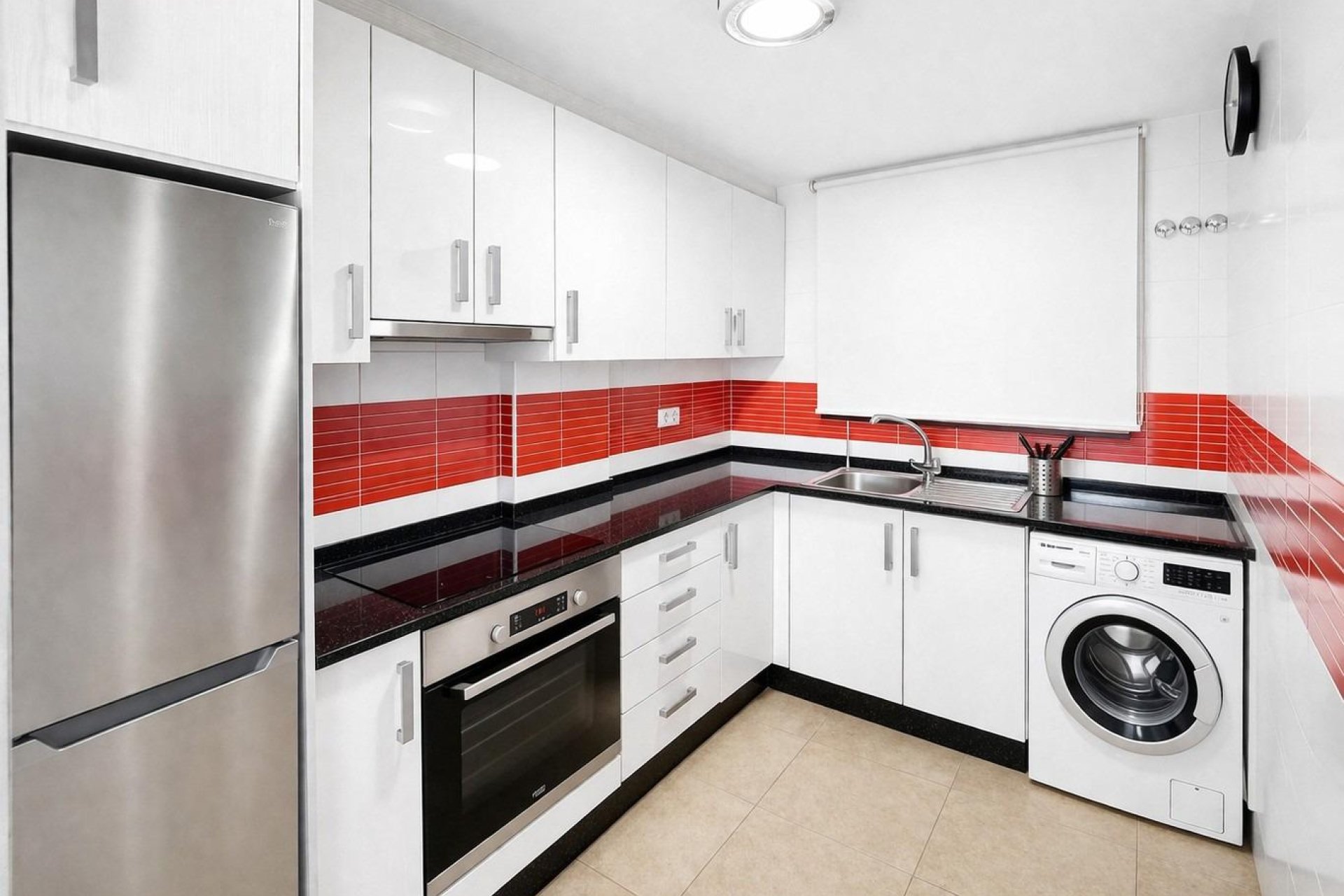 Resale - Townhouse / Terraced House - Torrevieja - Aguas Nuevas