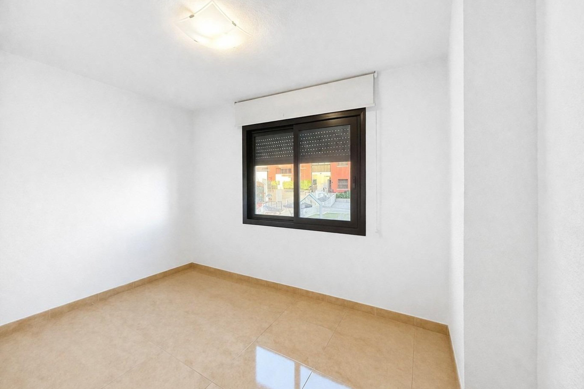 Resale - Townhouse / Terraced House - Torrevieja - Aguas Nuevas