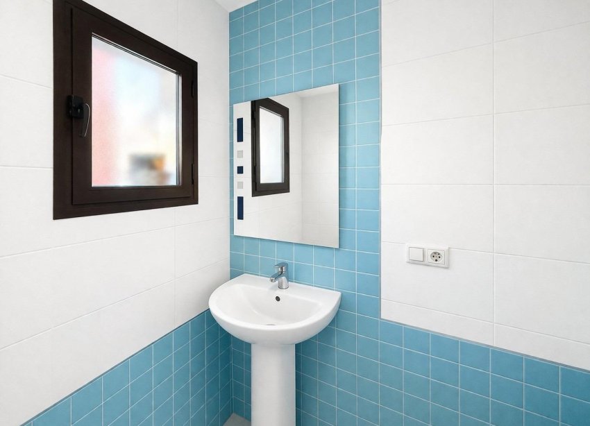 Resale - Townhouse / Terraced House - Torrevieja - Aguas Nuevas