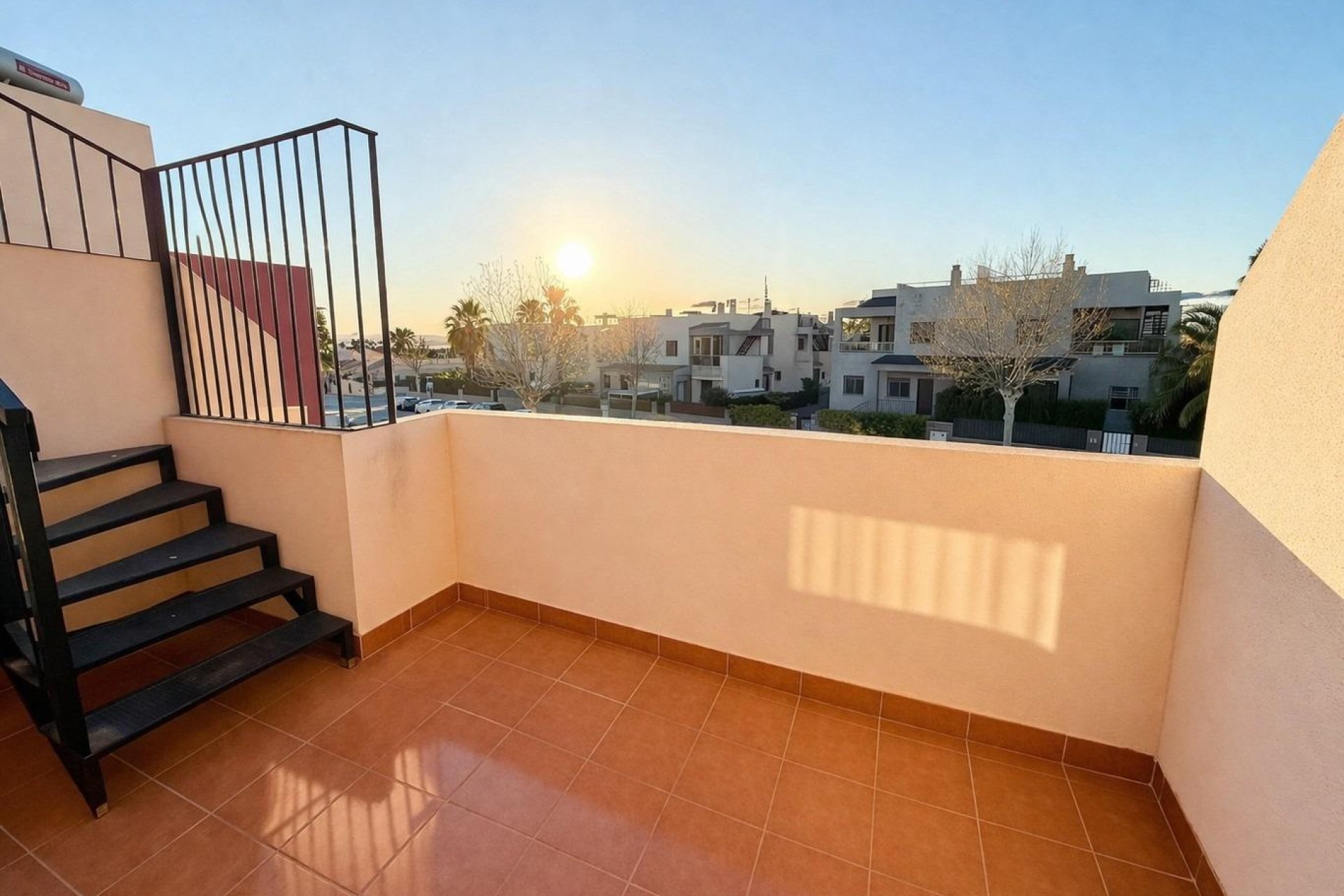 Resale - Townhouse / Terraced House - Torrevieja - Aguas Nuevas