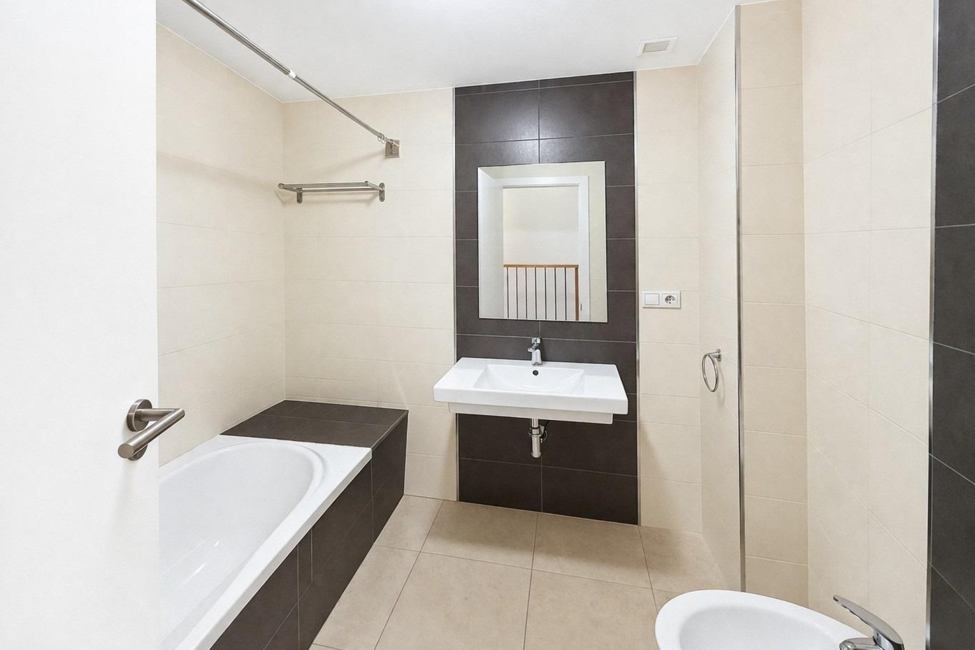 Resale - Townhouse / Terraced House - Torrevieja - Aguas Nuevas