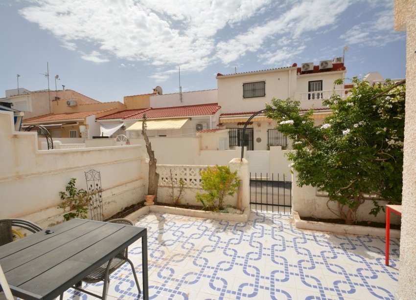 Resale - Townhouse / Terraced House - Torrevieja - El limonar