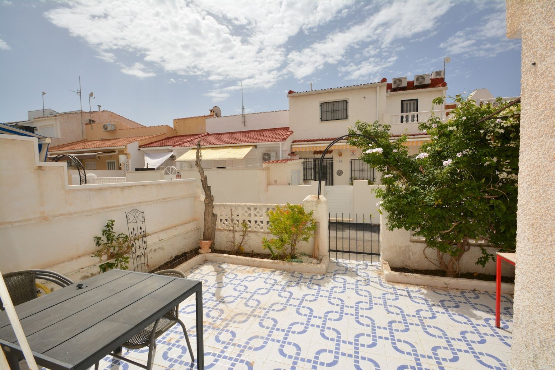 Resale - Townhouse / Terraced House - Torrevieja - El limonar
