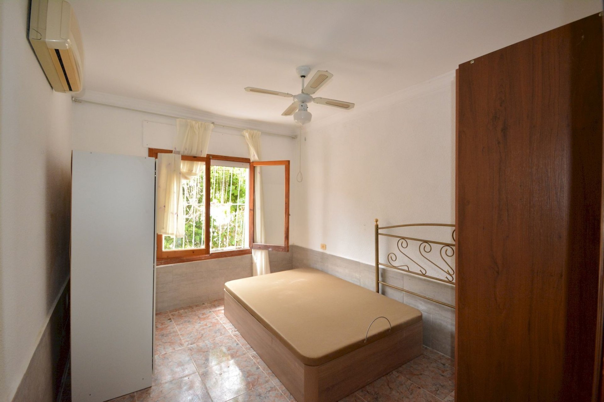 Resale - Townhouse / Terraced House - Torrevieja - El limonar