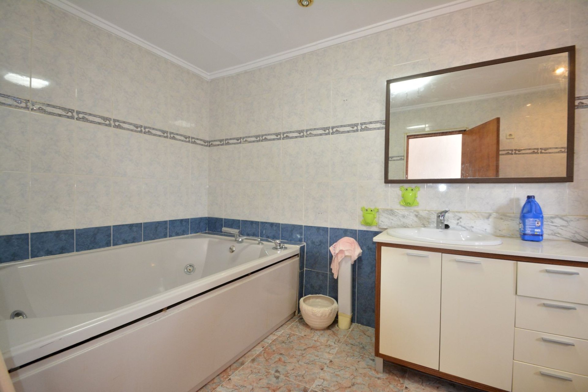 Resale - Townhouse / Terraced House - Torrevieja - El limonar