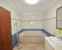 Resale - Townhouse / Terraced House - Torrevieja - El limonar