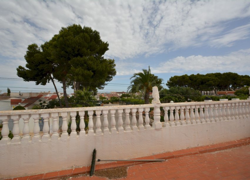 Resale - Townhouse / Terraced House - Torrevieja - El limonar