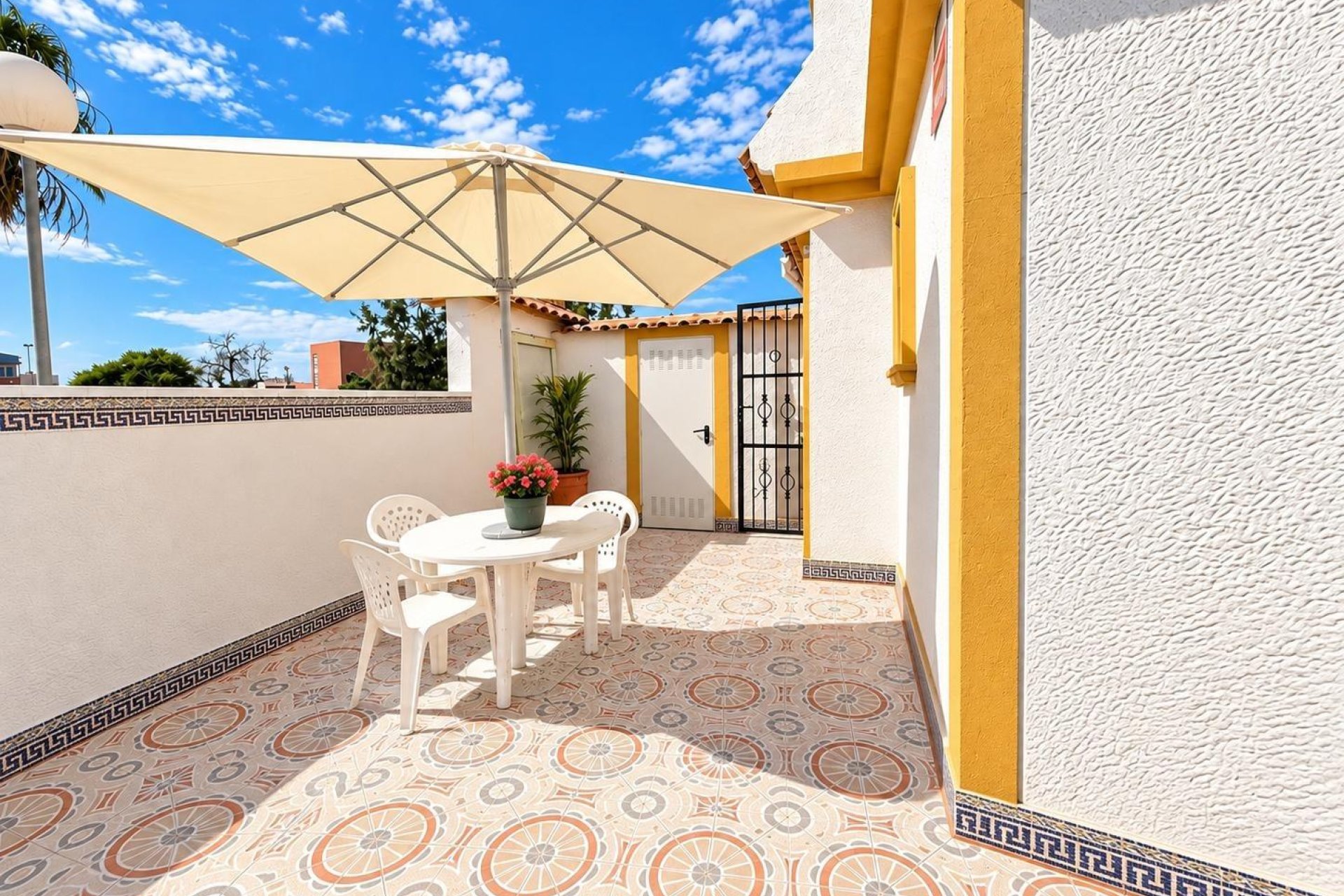 Resale - Townhouse / Terraced House - Torrevieja - El limonar