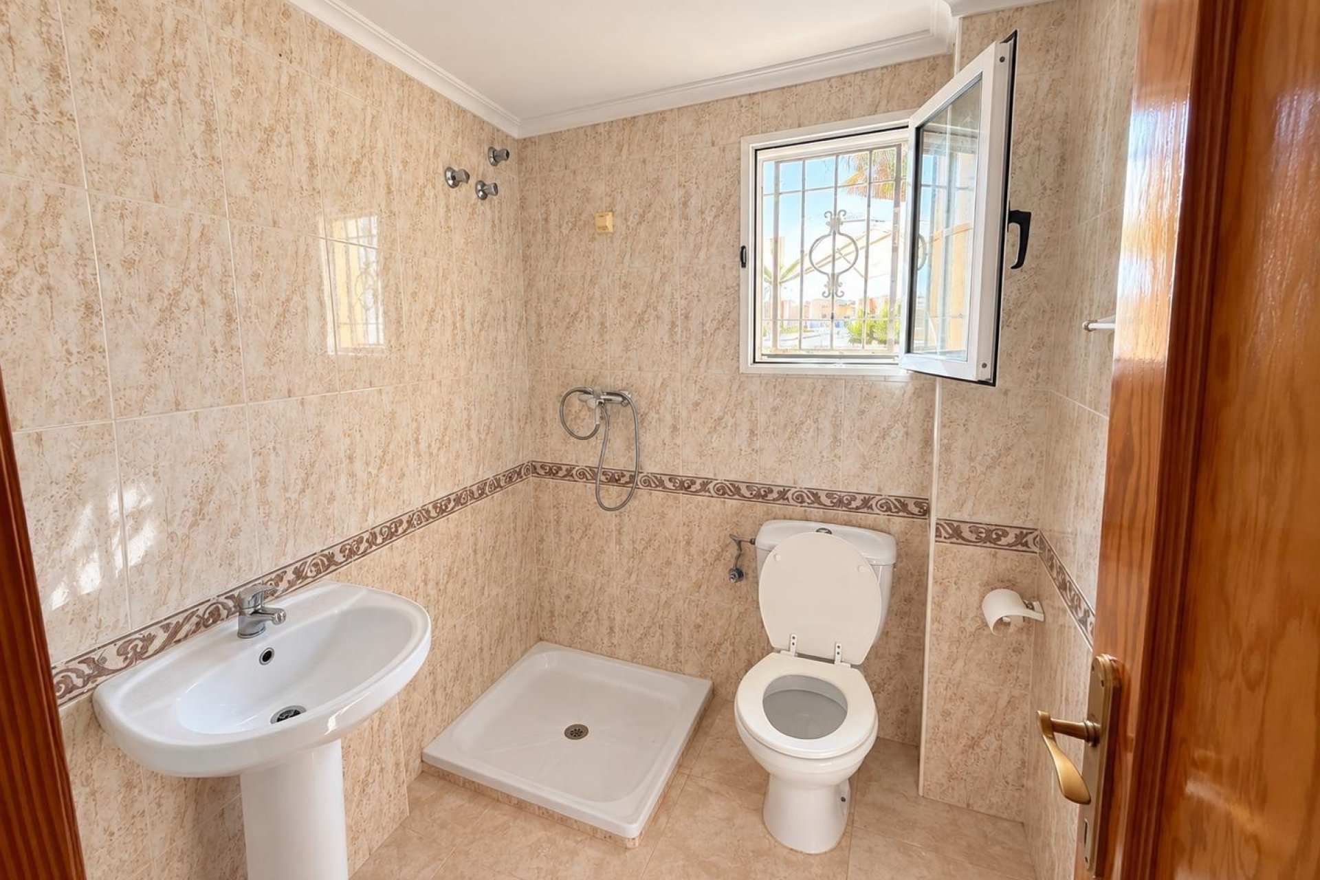 Resale - Townhouse / Terraced House - Torrevieja - El limonar