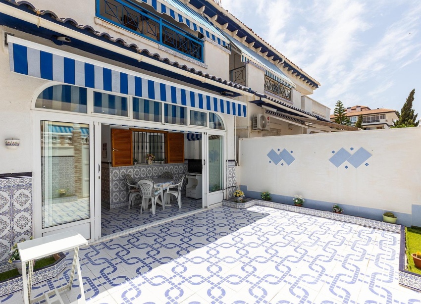 Resale - Townhouse / Terraced House - Torrevieja - La Mata