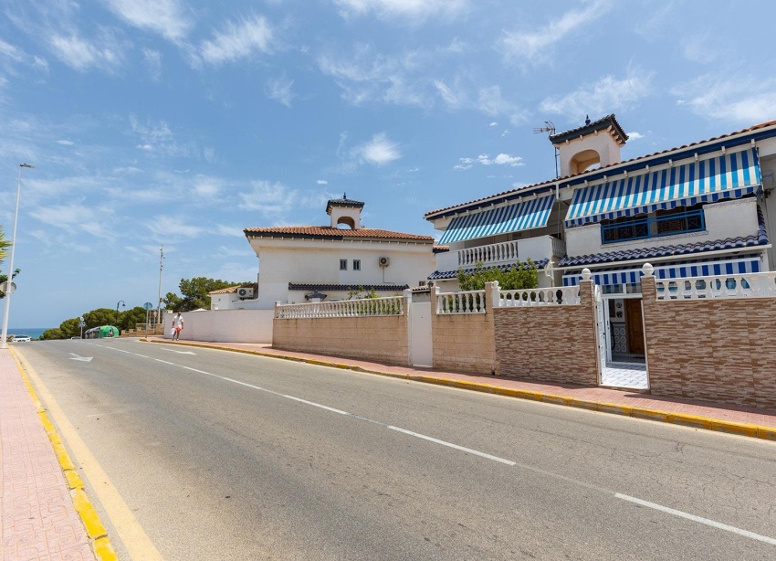 Resale - Townhouse / Terraced House - Torrevieja - La Mata