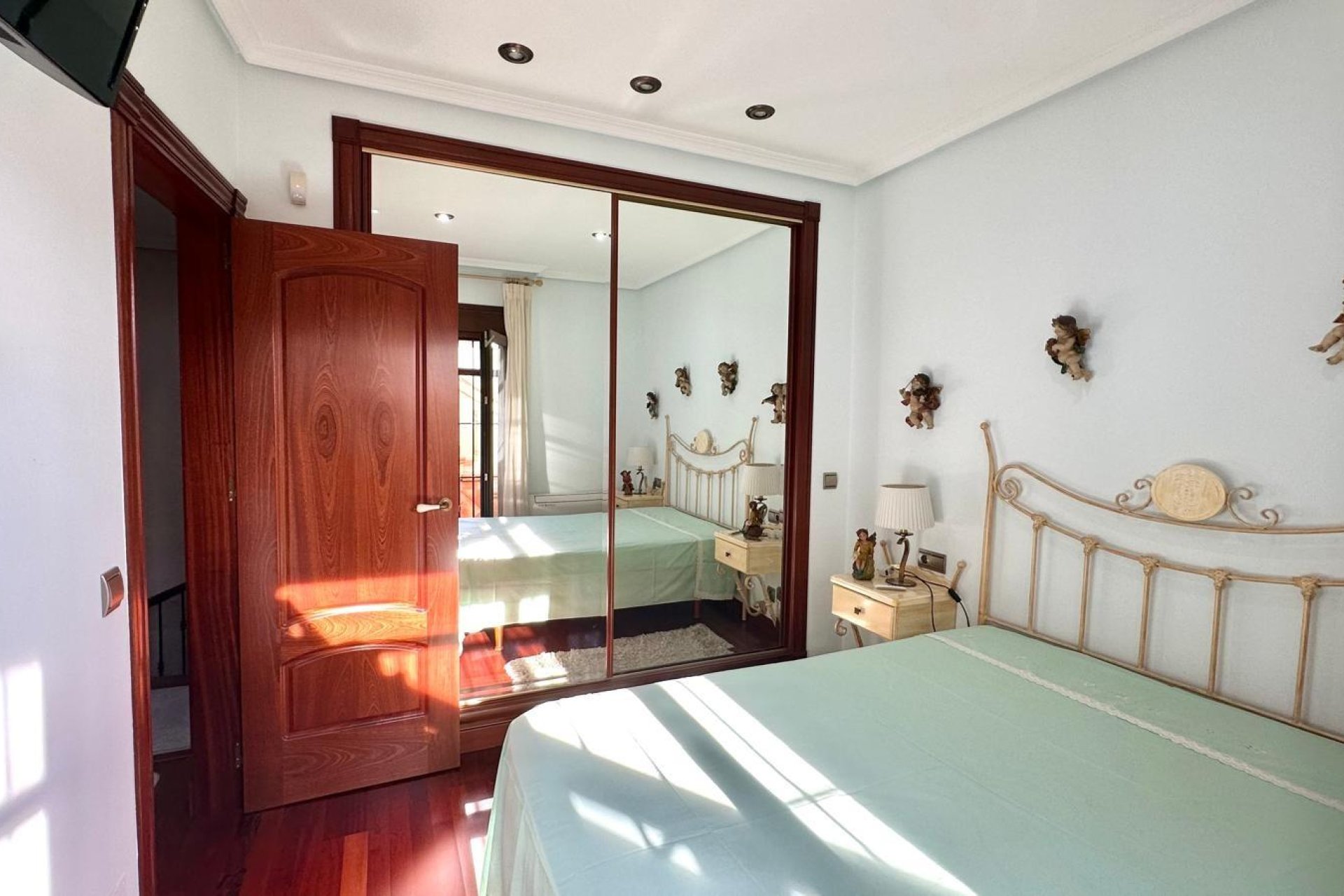 Resale - Townhouse / Terraced House - Torrevieja - La Siesta