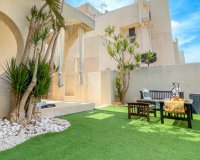 Resale - Townhouse / Terraced House - Torrevieja - La Siesta