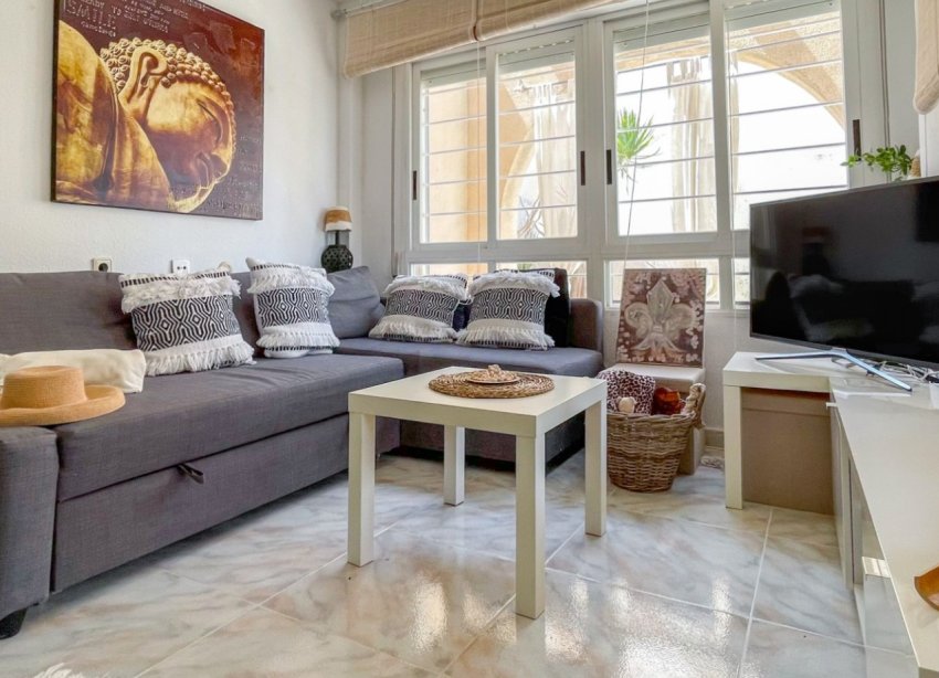 Resale - Townhouse / Terraced House - Torrevieja - La Siesta