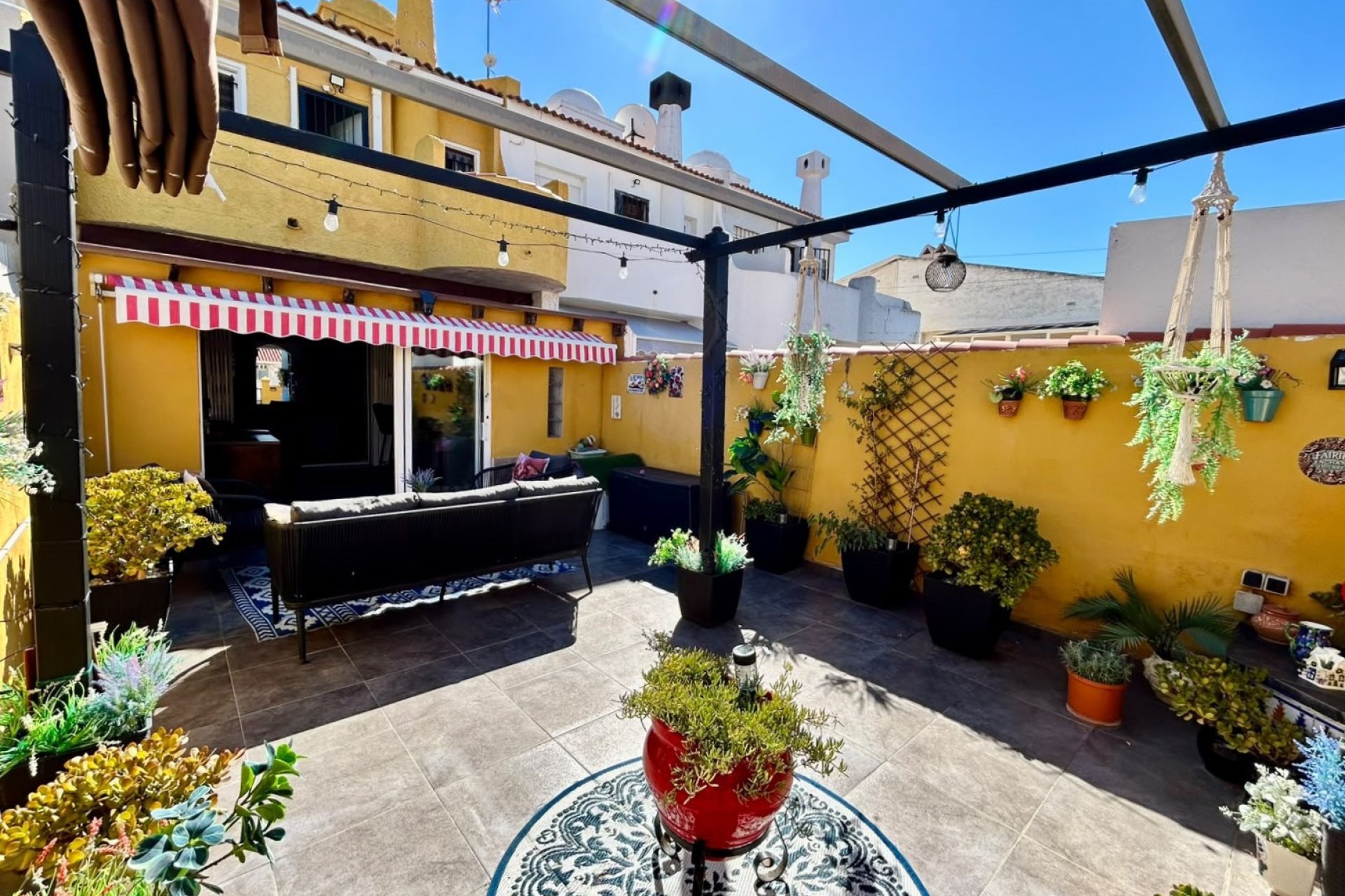 Resale - Townhouse / Terraced House - Torrevieja - La Siesta