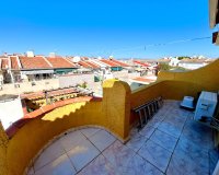Resale - Townhouse / Terraced House - Torrevieja - La Siesta