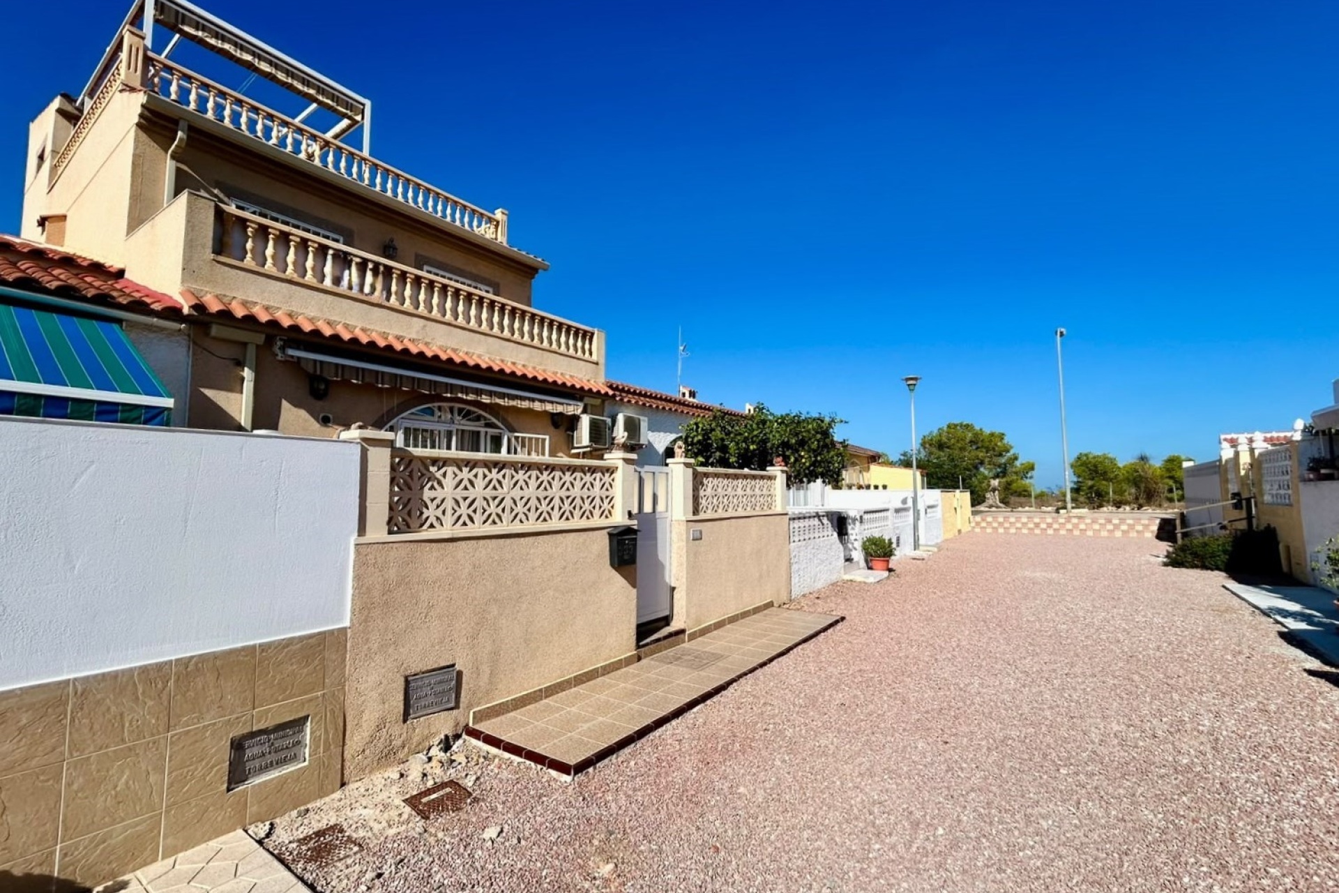 Resale - Townhouse / Terraced House - Torrevieja - La Siesta