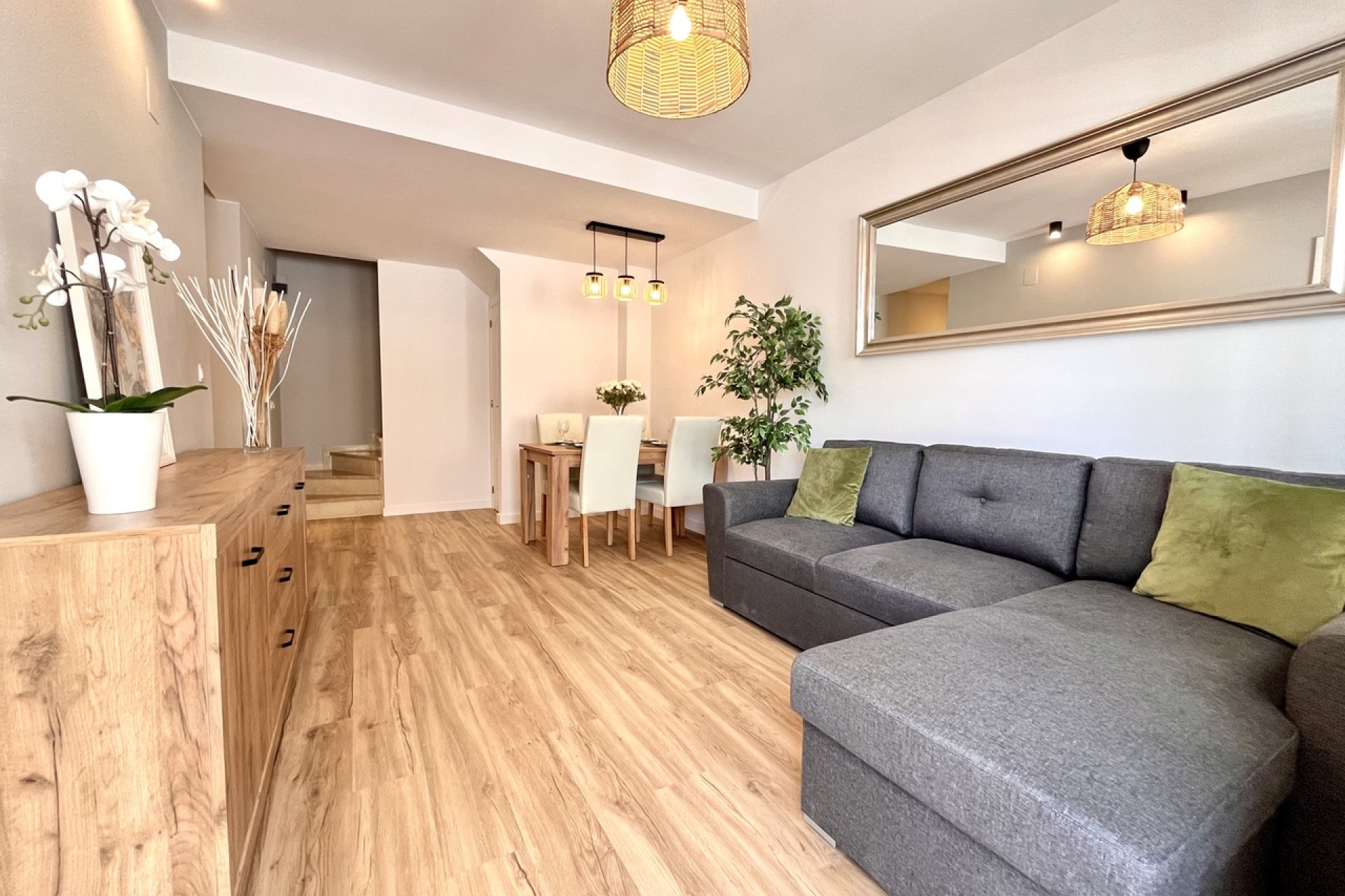 Resale - Townhouse / Terraced House - Torrevieja - Los Altos