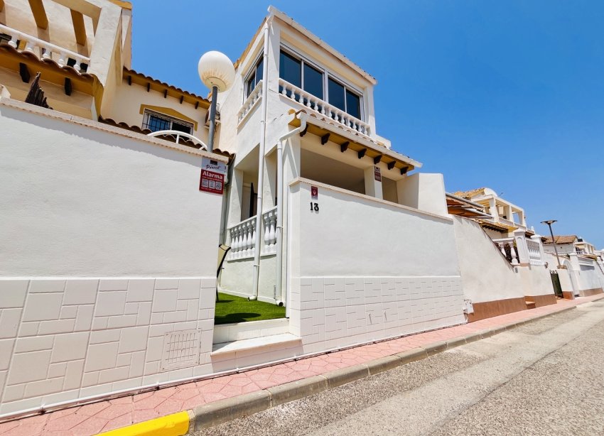 Resale - Townhouse / Terraced House - Torrevieja - Los Altos