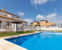 Resale - Townhouse / Terraced House - Torrevieja - Los Altos