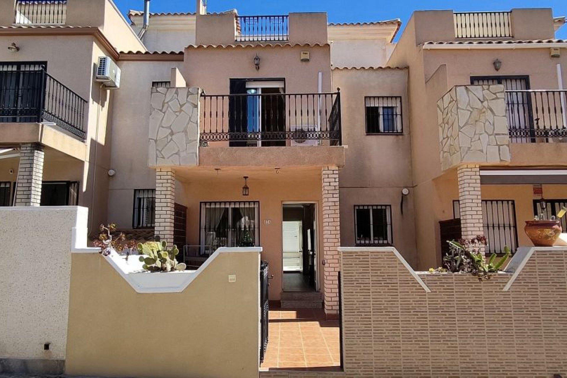 Resale - Townhouse / Terraced House - Torrevieja - Los Altos