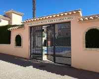 Resale - Townhouse / Terraced House - Torrevieja - Los Altos