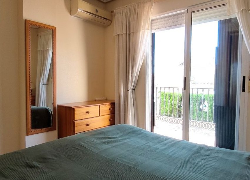 Resale - Townhouse / Terraced House - Torrevieja - Los Altos