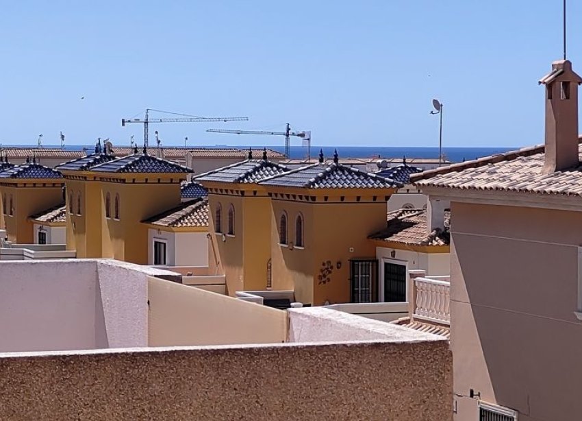 Resale - Townhouse / Terraced House - Torrevieja - Los Altos
