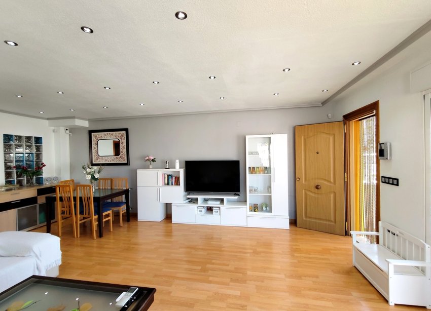 Resale - Townhouse / Terraced House - Torrevieja - Los Altos