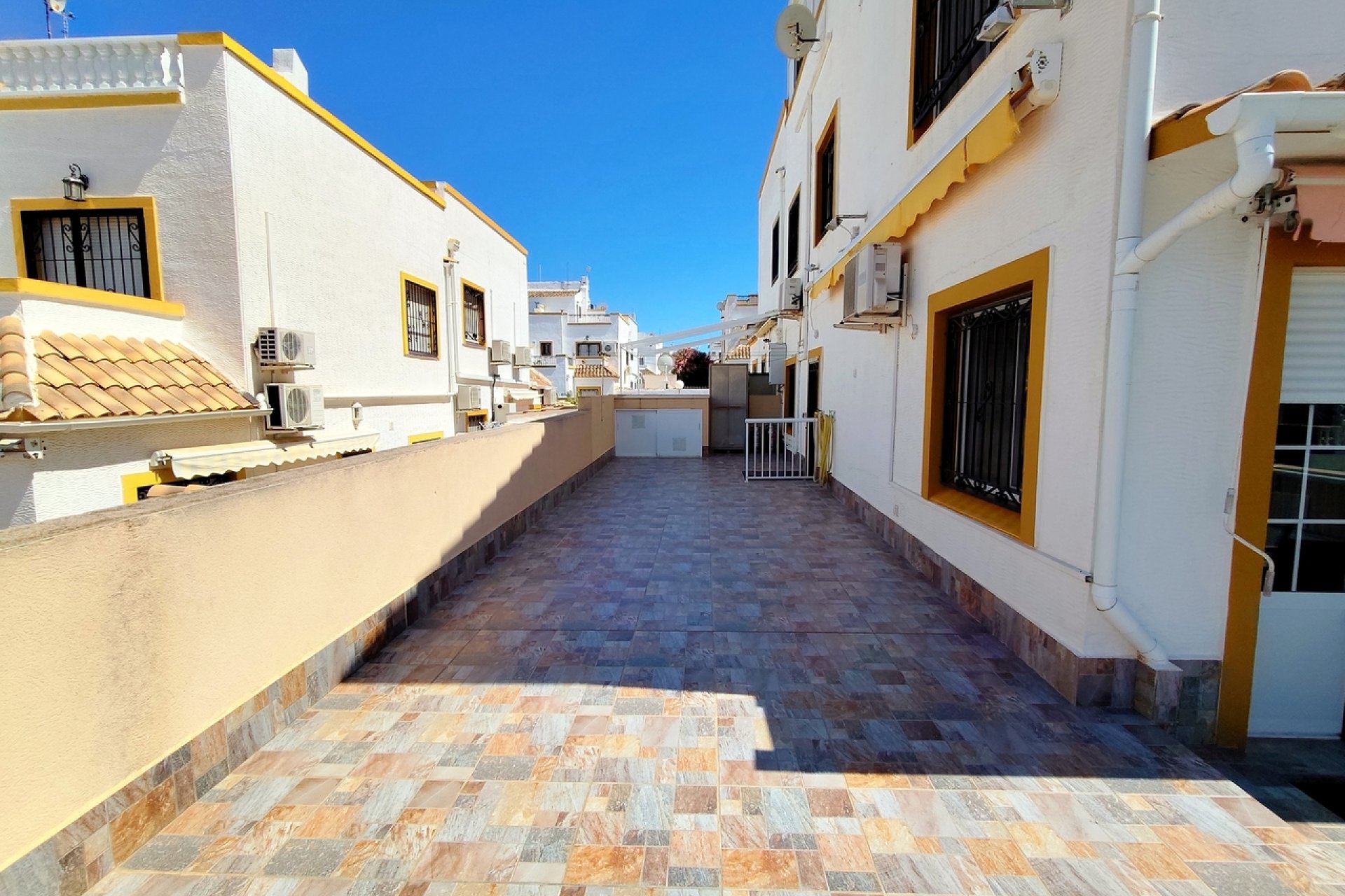 Resale - Townhouse / Terraced House - Torrevieja - Los Altos