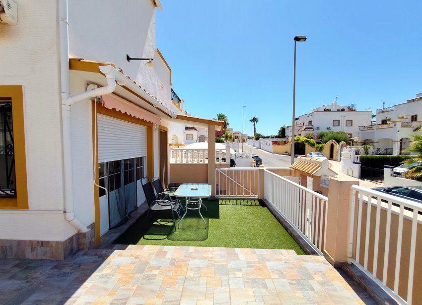 Resale - Townhouse / Terraced House - Torrevieja - Los Altos