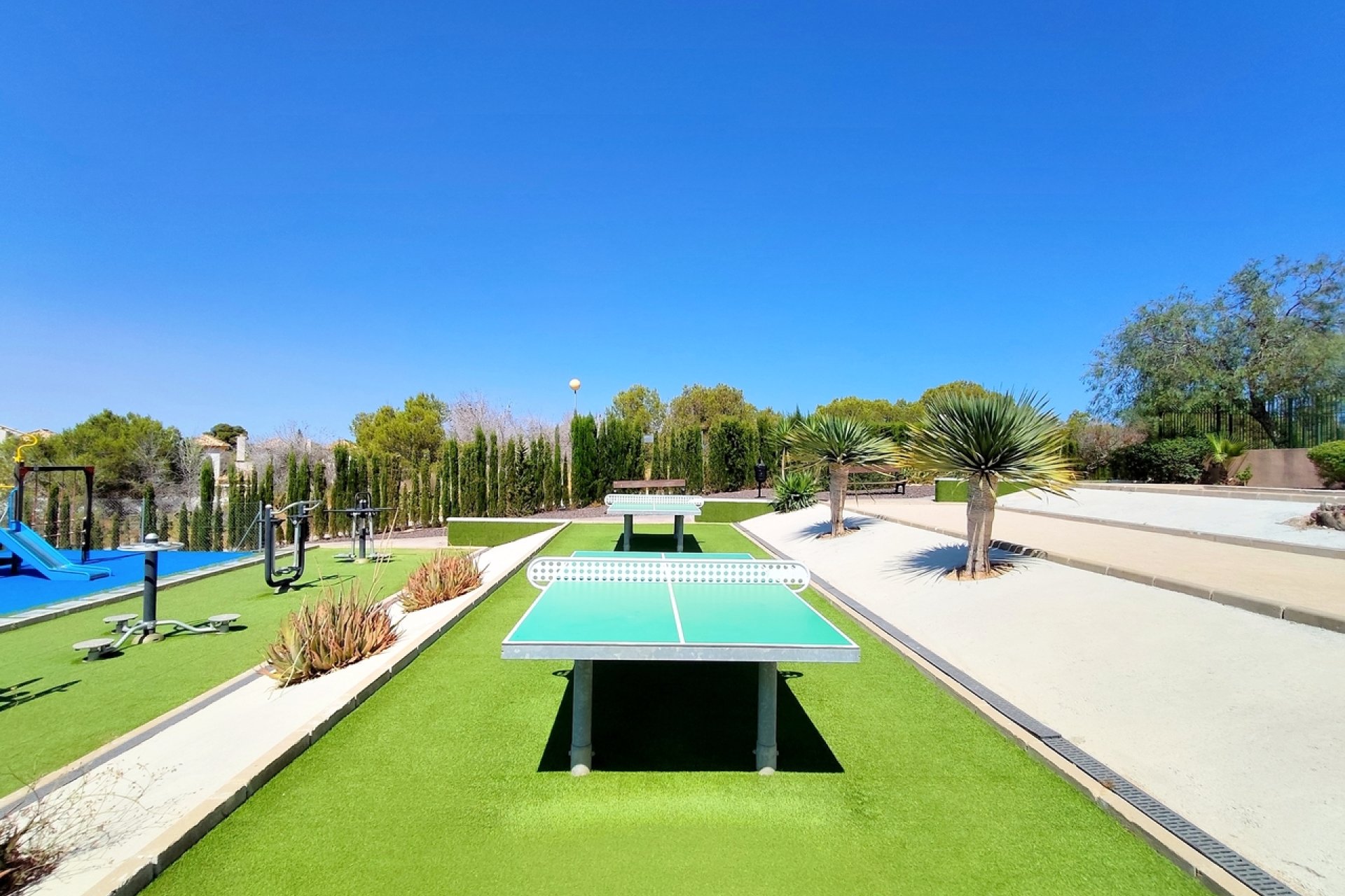 Resale - Townhouse / Terraced House - Torrevieja - Los Altos