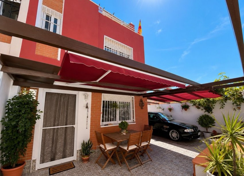 Resale - Townhouse / Terraced House - Torrevieja - Los Altos