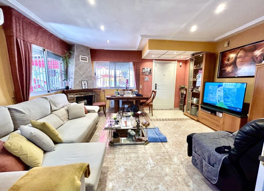 Resale - Townhouse / Terraced House - Torrevieja - Los Altos