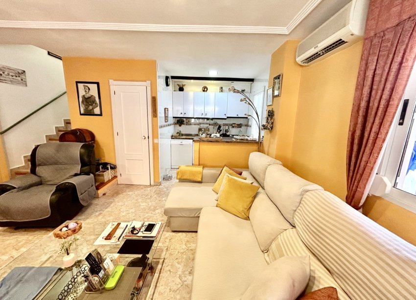 Resale - Townhouse / Terraced House - Torrevieja - Los Altos