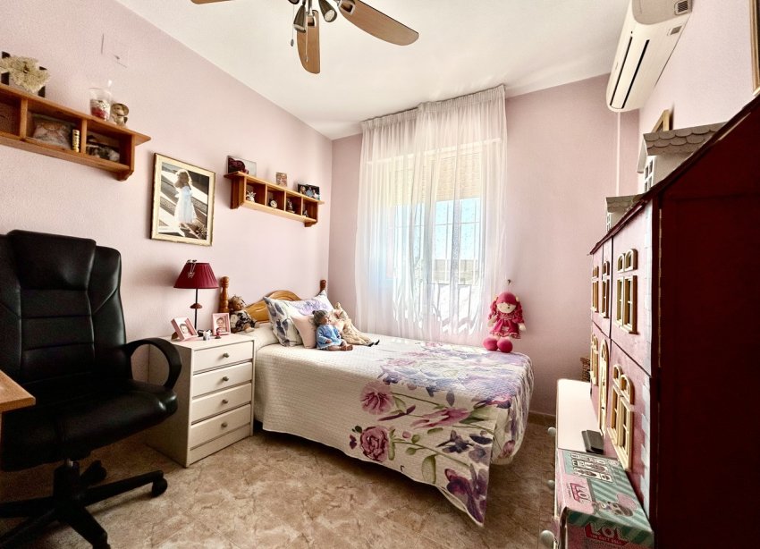 Resale - Townhouse / Terraced House - Torrevieja - Los Altos