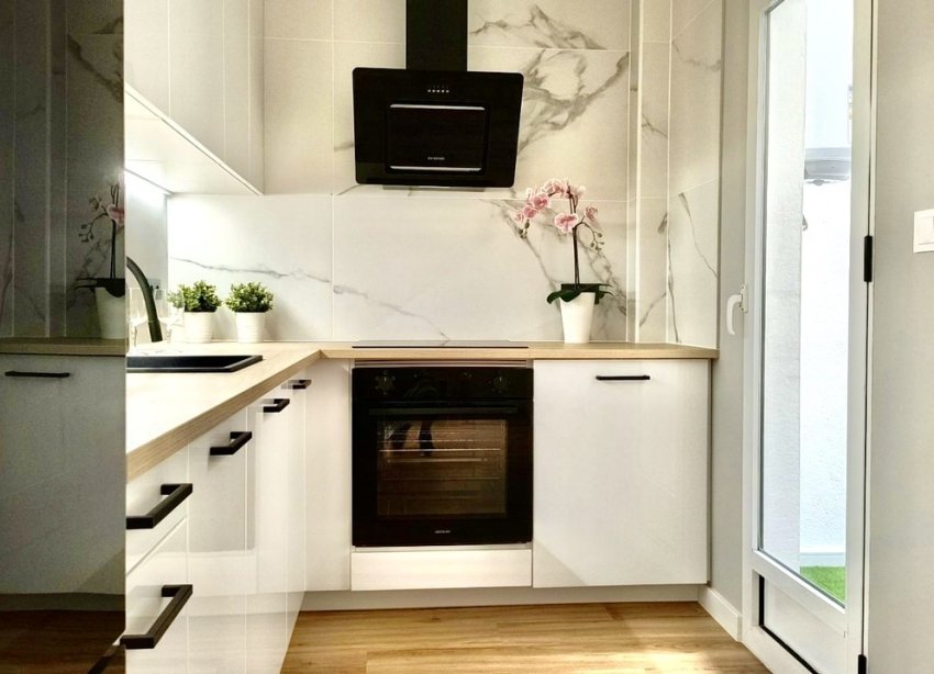 Resale - Townhouse / Terraced House - Torrevieja - Los Altos