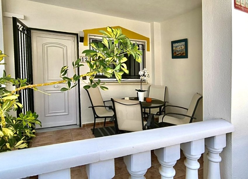 Resale - Townhouse / Terraced House - Torrevieja - Los Altos